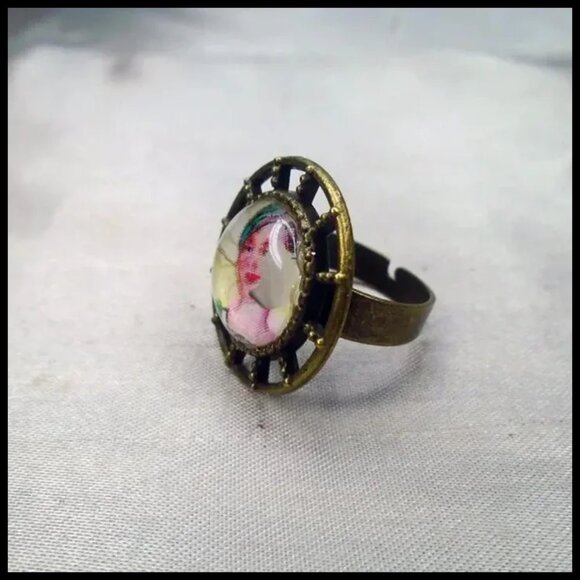 Tiny Flapper Face Ring is One of a Kind - 1932 - Picture 3 of 8